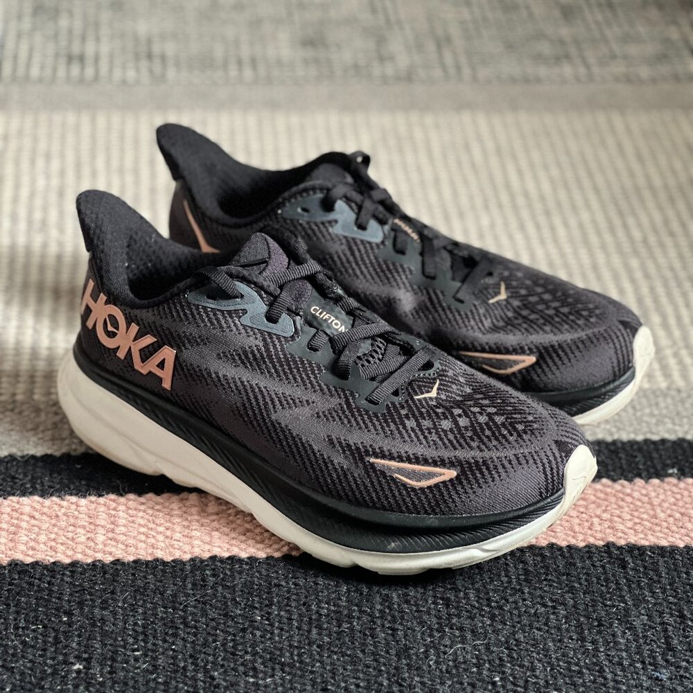 Hoka Clifton 9 - women's size 6.5W wide